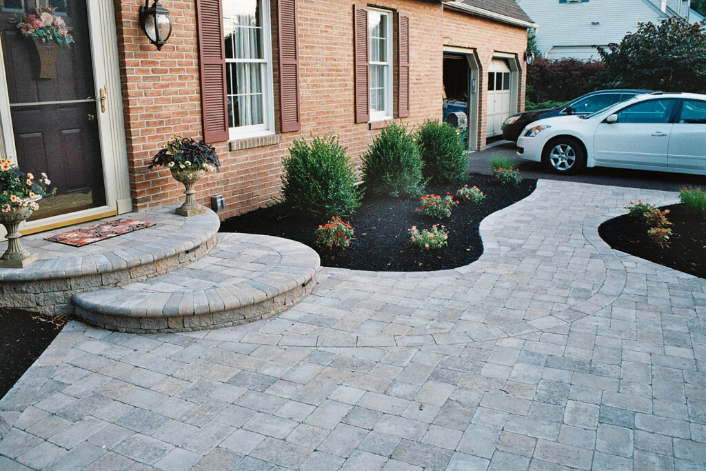 paver walkway 25