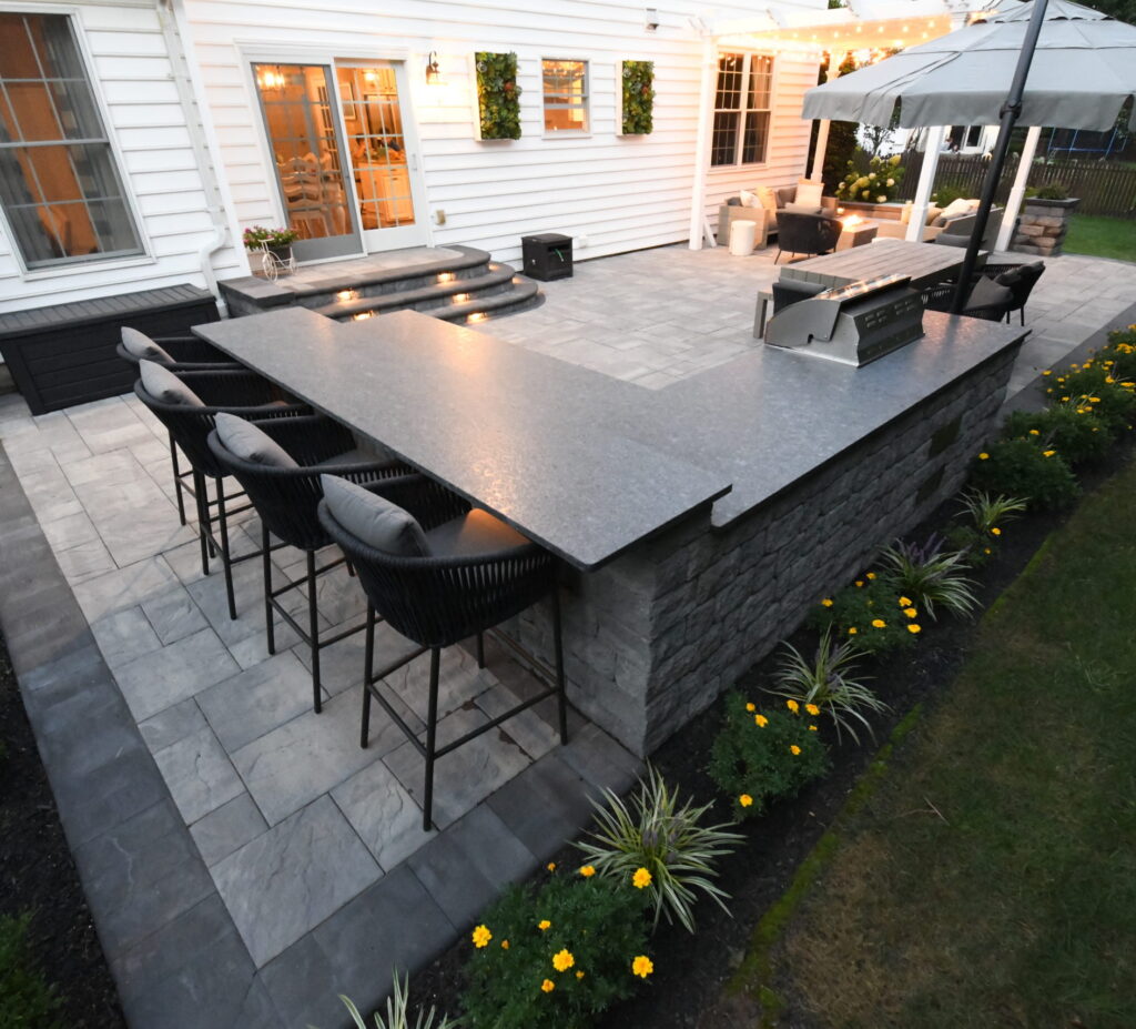 outdoor kitchen